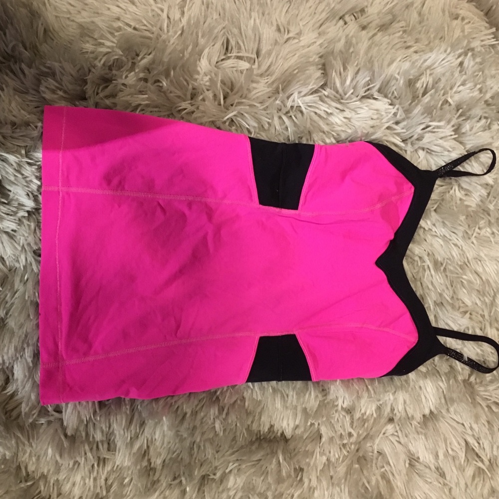 Lululemon Small Tank.